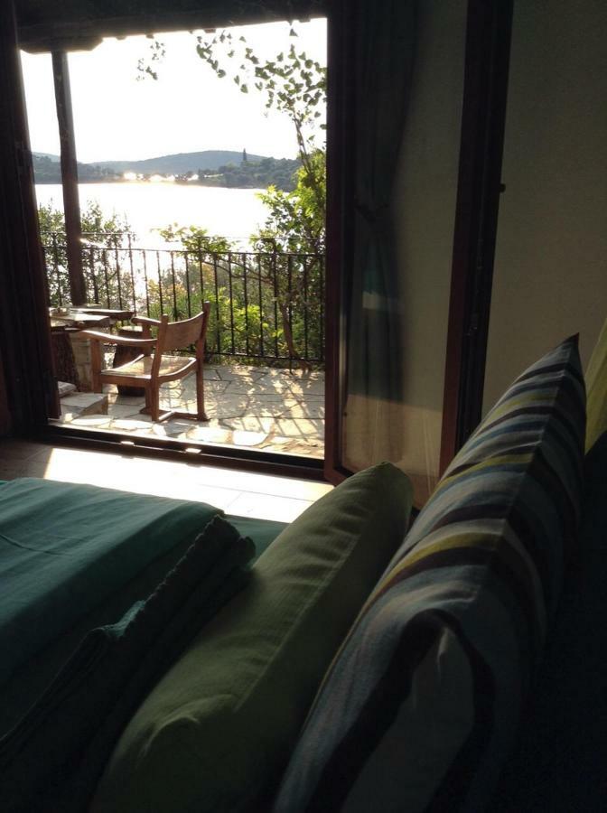 Dimitra Apartments 米利纳 外观 照片